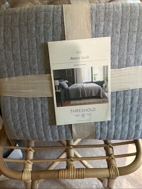 Threshold King Cotton Jersey Jaquard Pattern Coverlet, Heather Gray